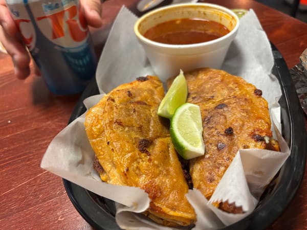 QuesaBirria Jalisco Pilsen