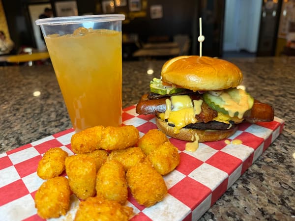 Mason’s Hot Dogs & Burgers
