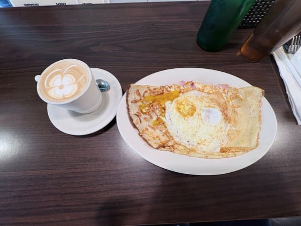 Cafe Croissant
