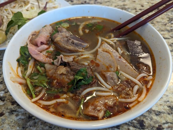 Da Vàng Restaurant