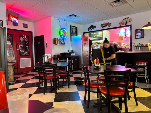 Nick's 50'S Diner