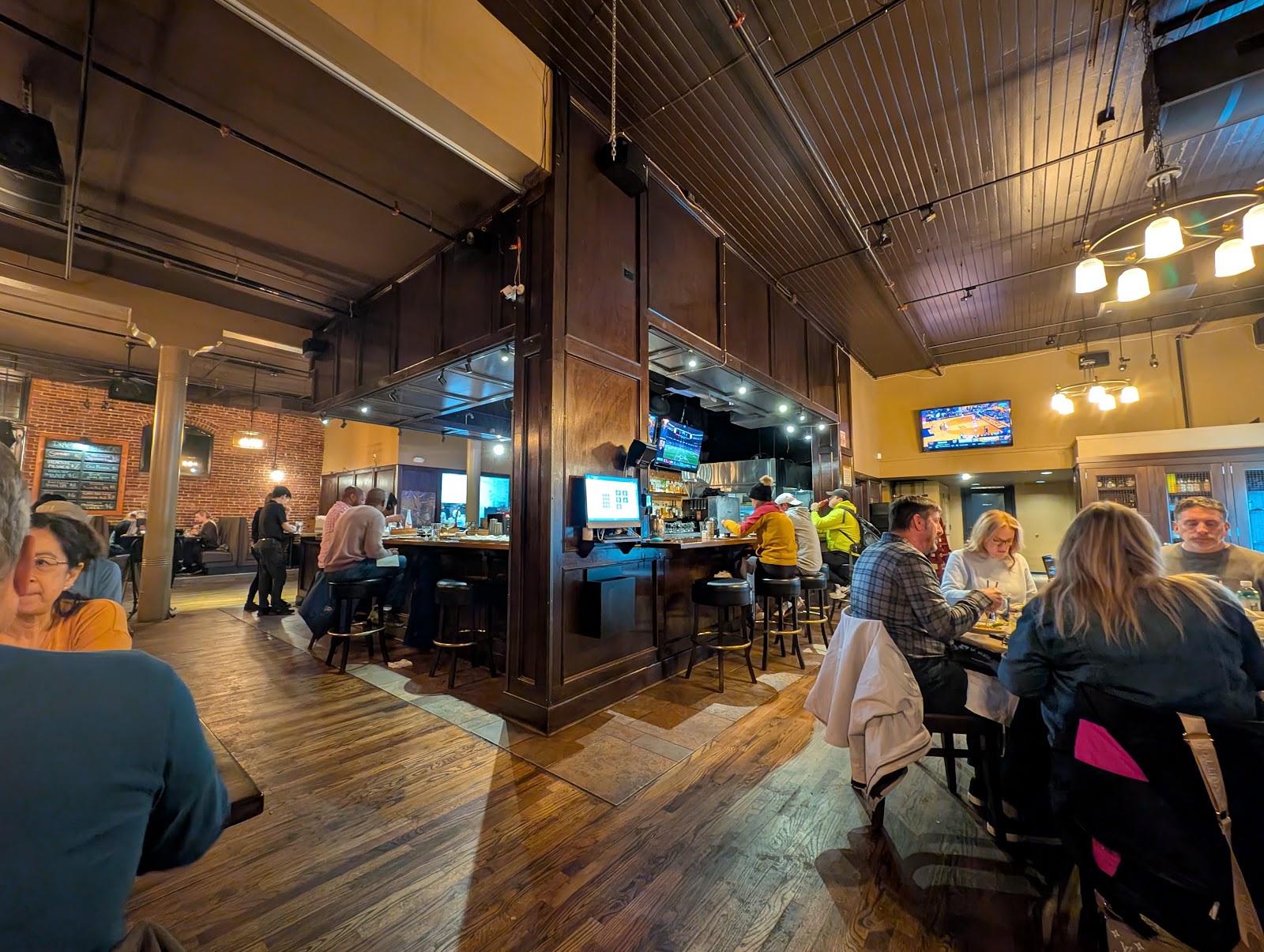Xin Ding Dumpling House 鑫鼎轩 - Downtown Portland