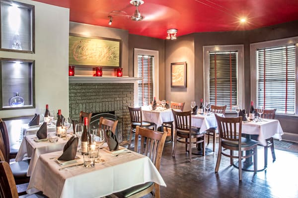 Divan Restaurant & Bar