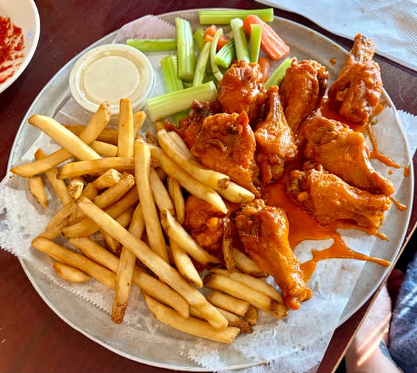 Clay's Sports Cafe