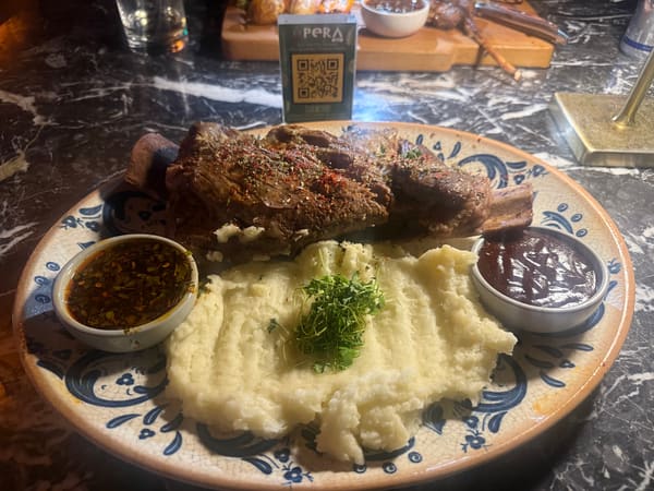 Pera Bistro