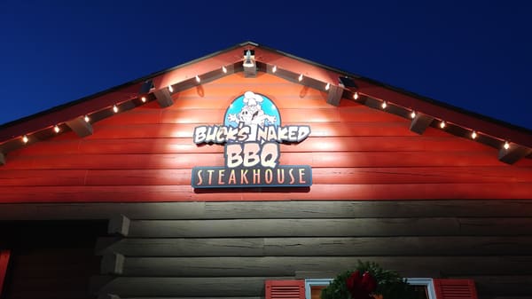 Buck's Naked BBQ & Studio Bar