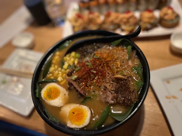 Blowfish Sushi & Ramen Chicago