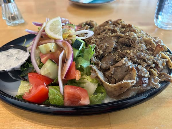 Mio’s Grill & Cafe