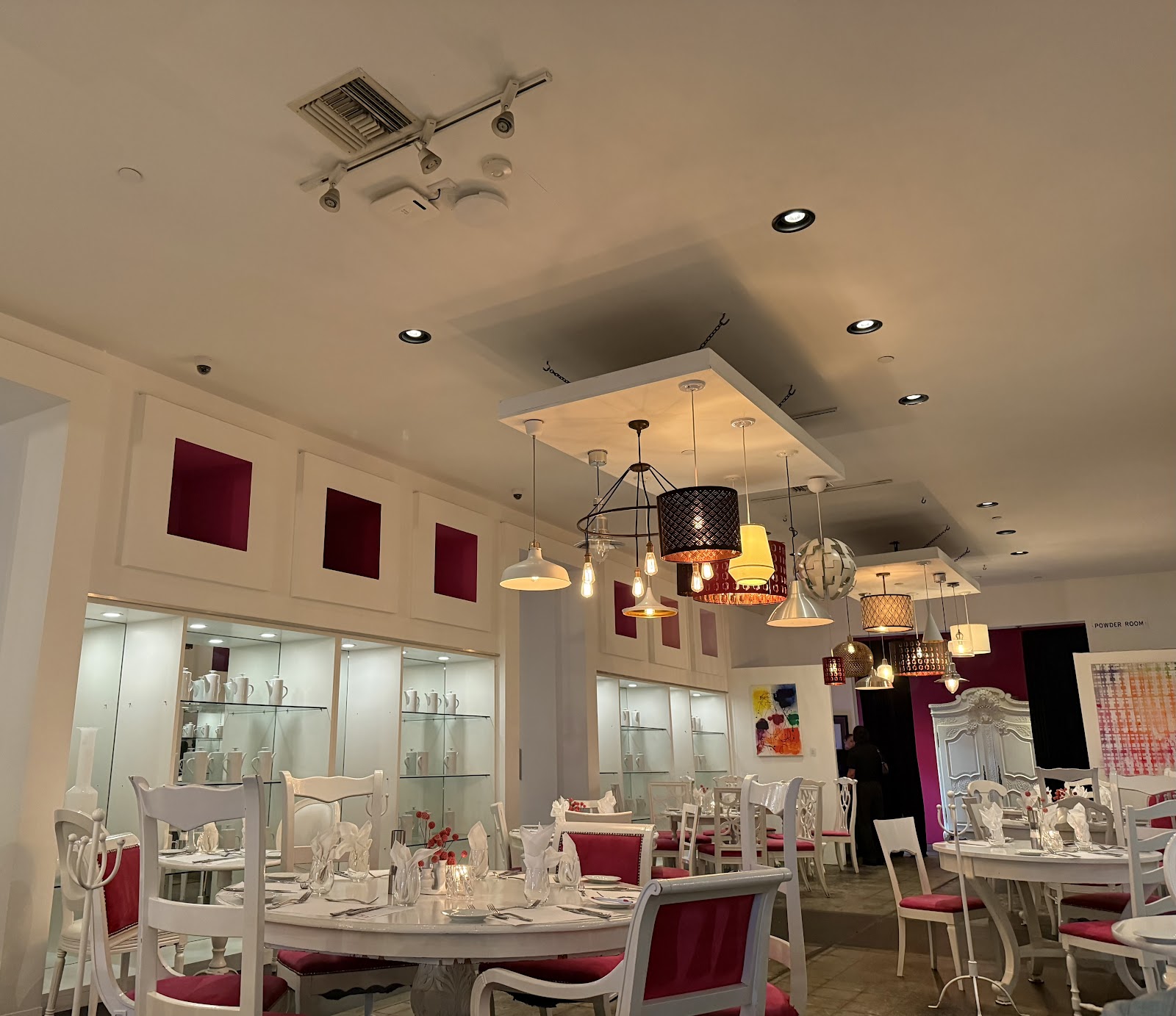 Eight4Nine Restaurant & Lounge