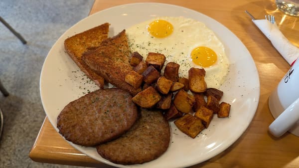 Rogue Island Local Kitchen & Bar