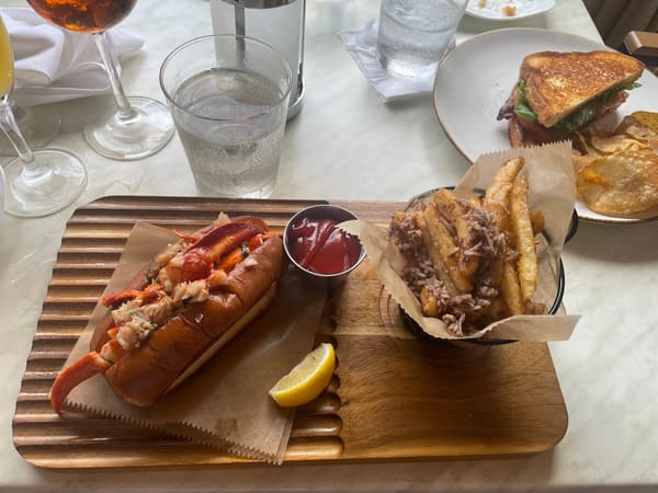 M Waterfront Grille