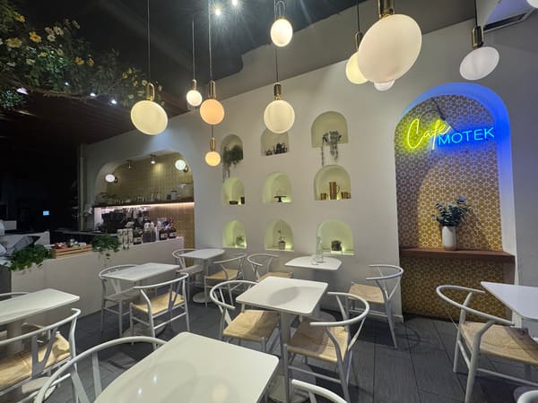 Cafe Motek - Downtown