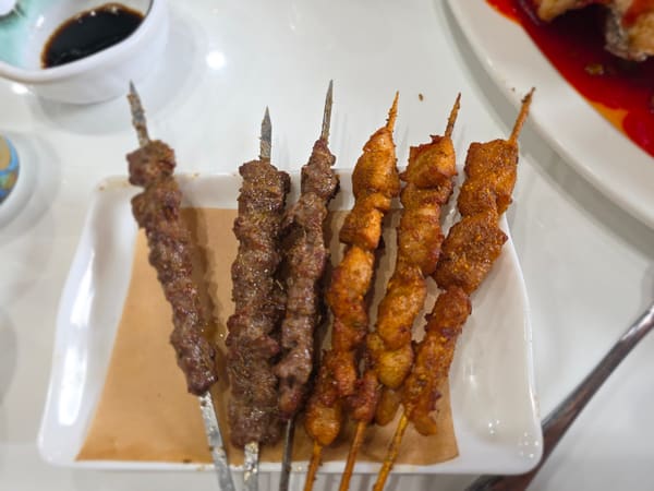 CHEF XIONG KITCHEN 川香園鉄木真