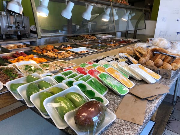 Tan Dinh Deli