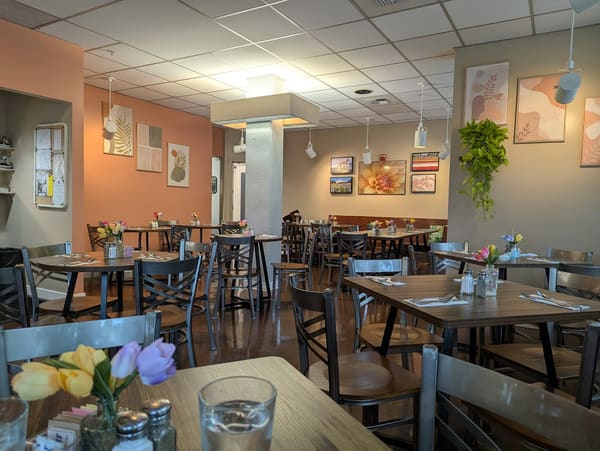 Mama Grande's Cafe