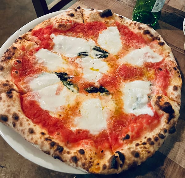 Sapori Napoletani Pizzeria Napoletana Wood burning oven