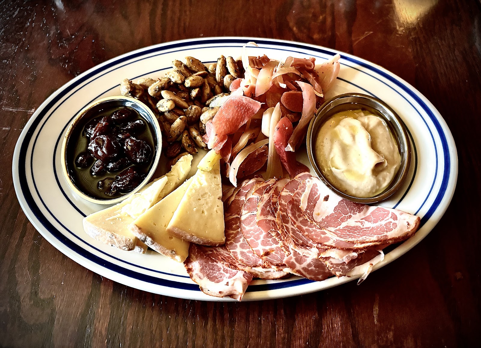 Royal Tavern