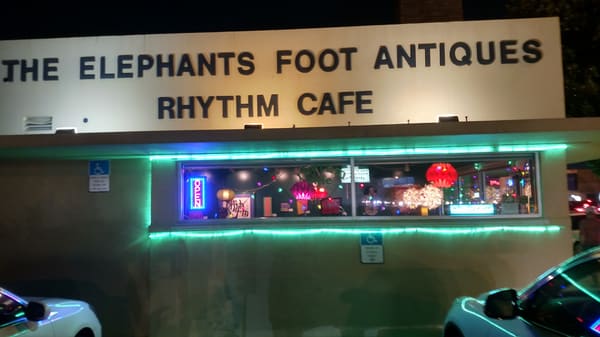Rhythm Cafe