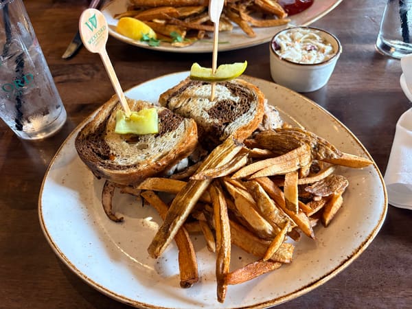 Wexford, Savannah's Irish Pub