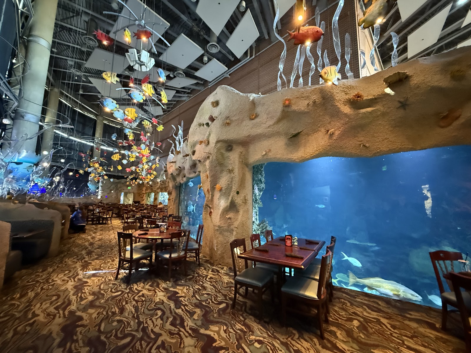 Aquarium Restaurant