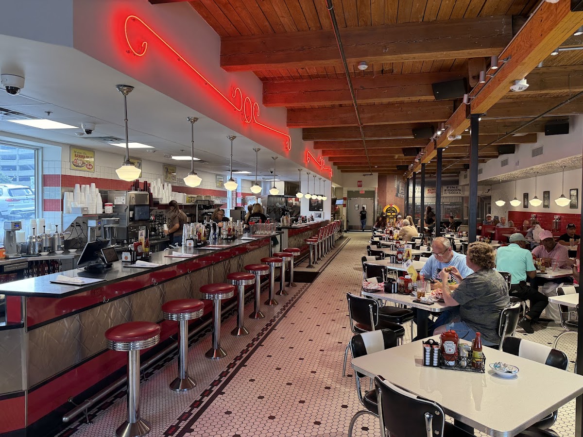 Elliston Place Soda Shop